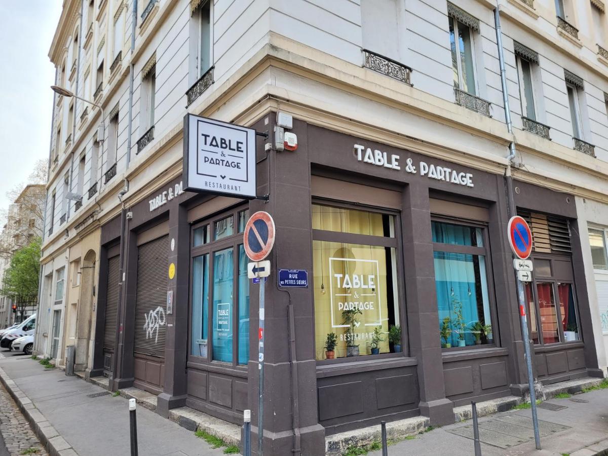 Appartement / Duplex Proche Gare Part-Dieu Lyon Exteriör bild